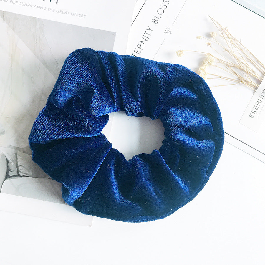 Fashionable Ponytail Holder